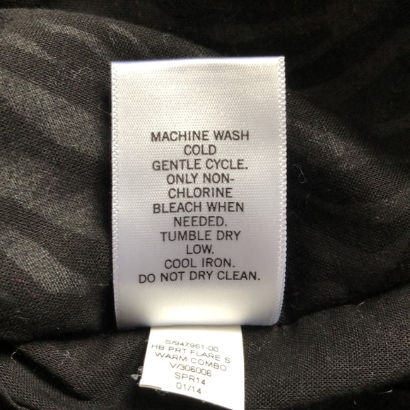 Banana Republic black and white zebra stripe skirt size 4 - Picture 5 of 5